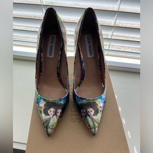 Steve Madden Vala Comic Heels